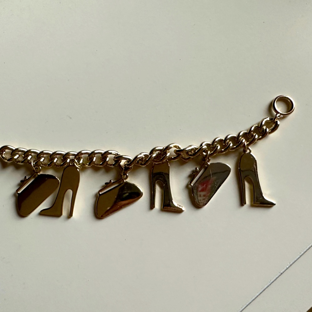 Nine West Fashion Charm Bracelet